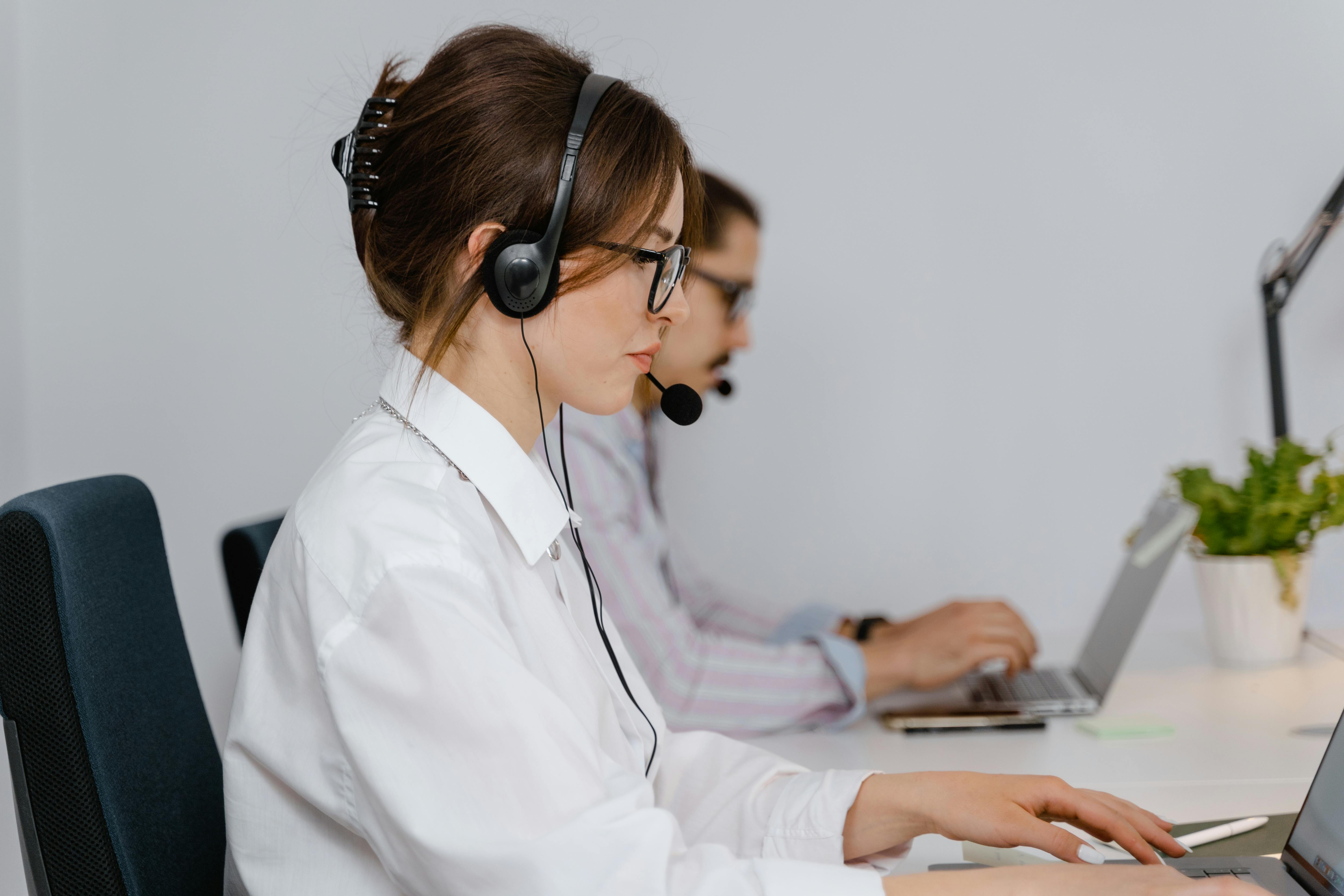 24/7 customer support team